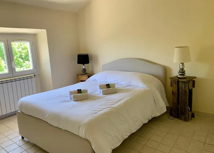 Le Chateau Des Anglades בית נופש *