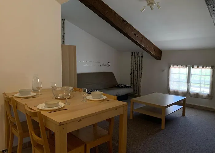 Le Chateau Des Anglades