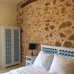Le Chateau Des Anglades 히에레